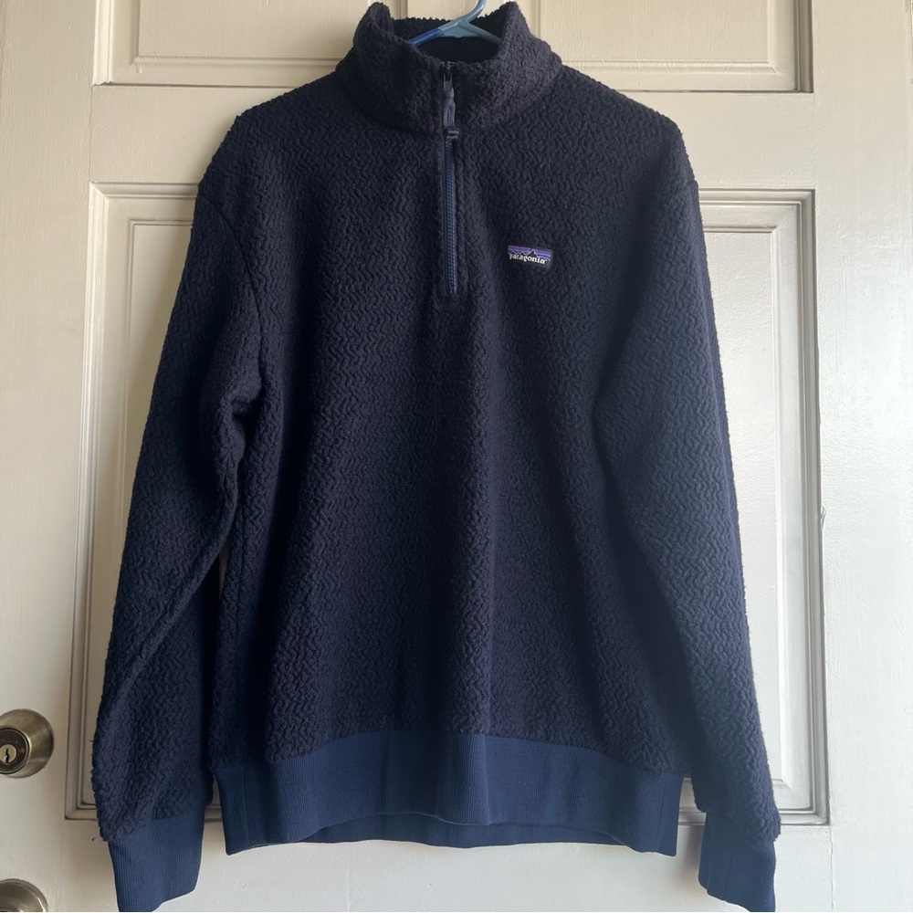 Patagonia Men's Navy Blue Quarter Zip-Sweater